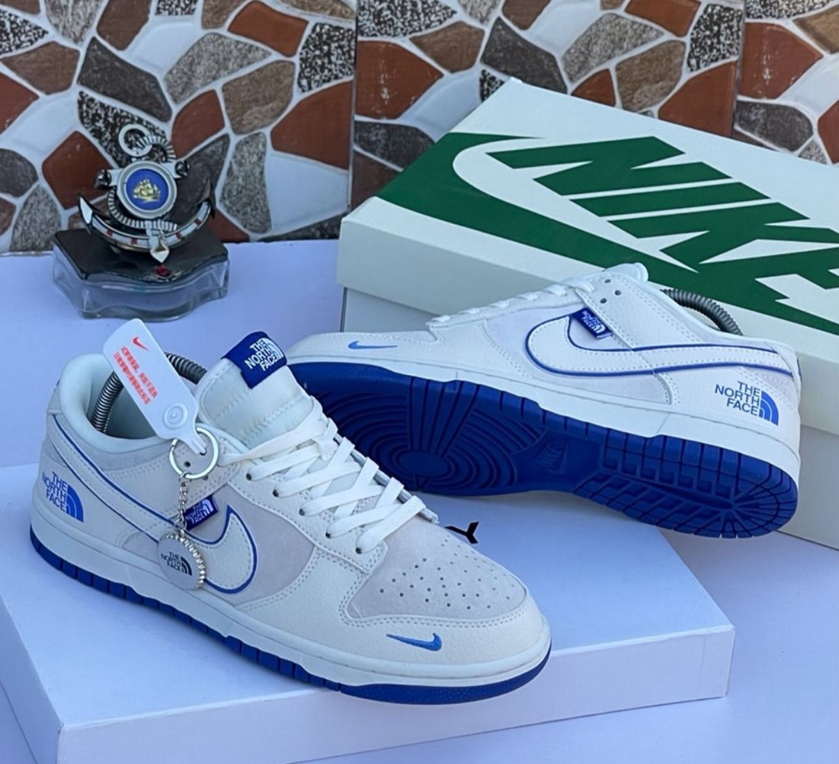 NIKE SB DUNK X NORTH FACE